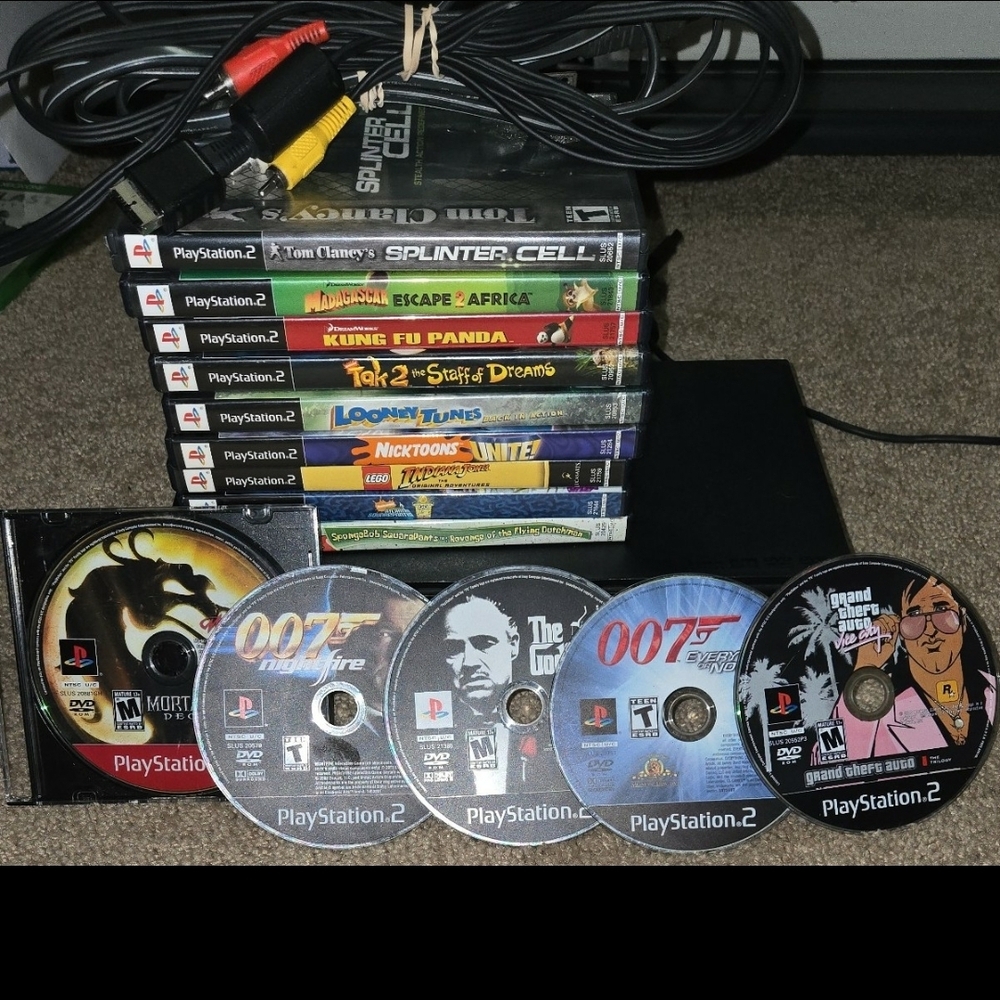 PlayStation 2 bundle with 14 games, tested. Disc's are in excellent condition.